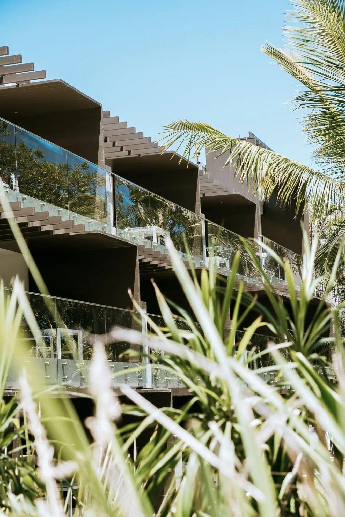 Seahaven Noosa Beachfront Resort エクステリア 写真