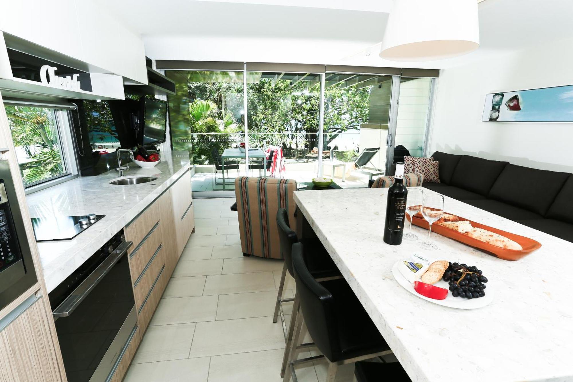 Seahaven Noosa Beachfront Resort エクステリア 写真